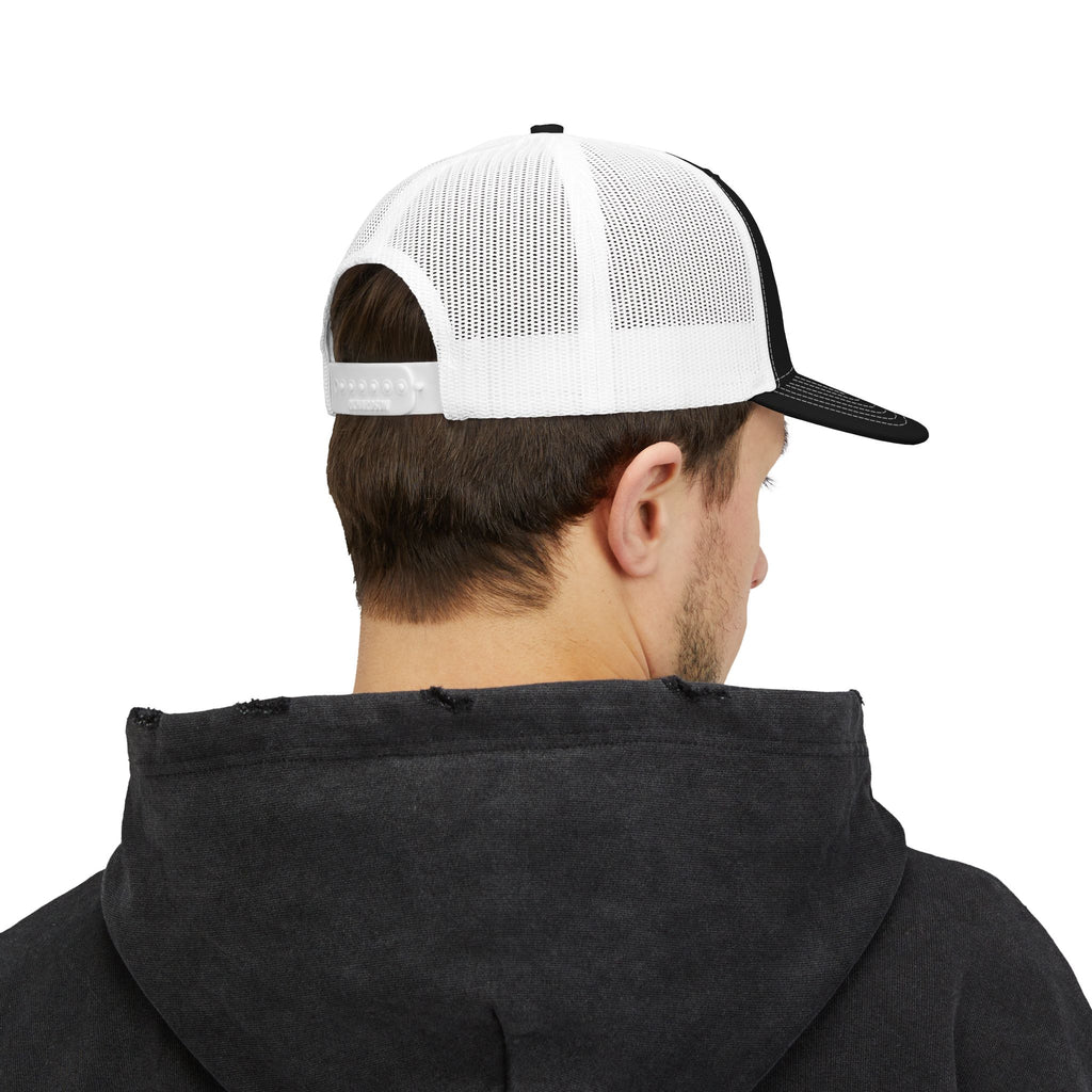 Chub Run Trucker Cap – Funny Runner Graphic Snapback Hat
